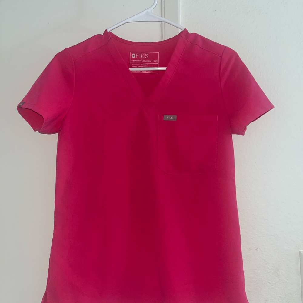 Figs hot pink Scrub set